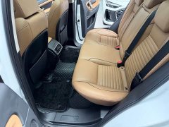 Land Rover Discovery Sport Luxury Custom Edition - ფოტო 15