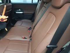 Mercedes-Benz GLB 200 Fashion Edition - ფოტო 13