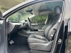 Tesla Model Y Rear-Wheel Drive - ფოტო 4