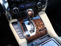 Toyota Alphard 2021 Hybrid 2.5L Luxury - ფოტო 17