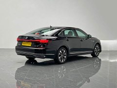 Volkswagen Passat Facelift 330TSI Starry Sky Elite - ფოტო 6