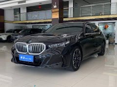 BMW 5 Series 530Li Premier M Sport Package - ფოტო 1