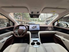 BYD Xia DM-i 1.5T 180km Excellence - ფოტო 8