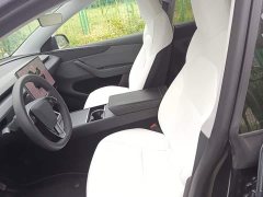 Tesla Model Y Rear-Wheel Drive - ფოტო 11