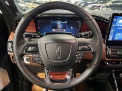 Lincoln Navigator 2022 3.5T Prestige Edition - ფოტო 12
