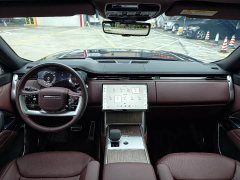 Land Rover Range Rover 3.0 L6 400PS Genesis Extended Wheelbase - ფოტო 5