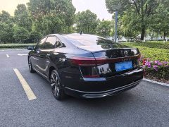 Volkswagen Passat 330TSI Starry Sky Luxury Edition - ფოტო 12