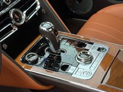 Bentley Flying Plug-In Hybrid Flying Spur Plug-in Hybrid 2.9T V6 - ფოტო 17