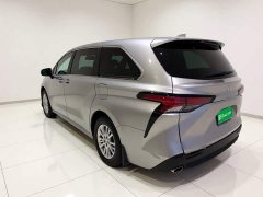 Toyota Sienna 2021 2.5L Hybrid Comfort Edition - ფოტო 4