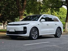 Li Auto L6 Pro - ფოტო 1