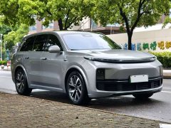 Li Auto L8 Pro - ფოტო 3