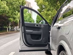 Li Auto L8 Pro - ფოტო 4