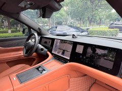 AITO M9 Extended Range Ultra 52kWh 6-Seater - ფოტო 18