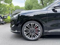 AITO M9 Extended Range Ultra 52kWh 6-Seater - ფოტო 19