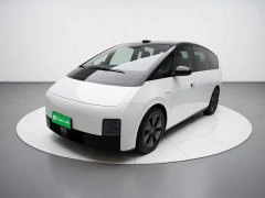 Li Auto MEGA Home Family Edition - ფოტო 1