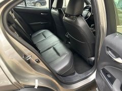 Lexus UX New Energy 2020 300e Pure Joy Edition - ფოტო 18