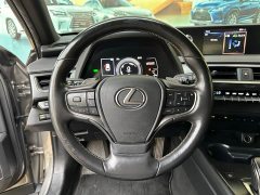 Lexus UX New Energy 2020 300e Pure Joy Edition - ფოტო 8