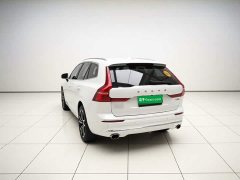 Volvo XC60 2023 B5 AWD Smart Luxury Edition - ფოტო 4
