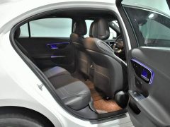 Mercedes-Benz C-Class Facelift C 200 L Sport Edition - ფოტო 15