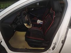 Ford Focus Sedan EcoBoost 180 Automatic ST Line - ფოტო 11