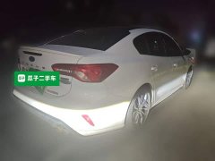 Ford Focus Sedan EcoBoost 180 Automatic ST Line - ფოტო 4