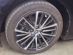 Lexus ES 300h Premium Edition - ფოტო 6
