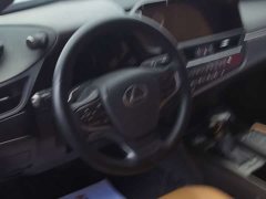 Lexus ES 300h Premium Edition - ფოტო 9