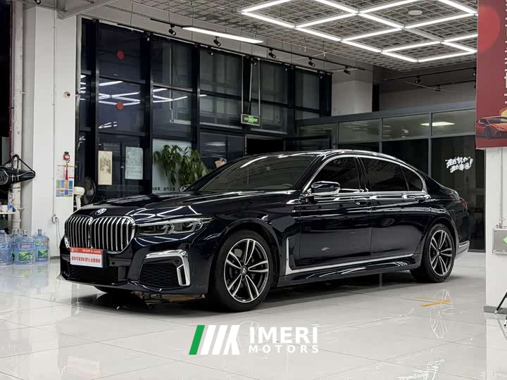 BMW 7 Series 2021 730Li M Sport Package - ავტომობილი ჩინეთიდან