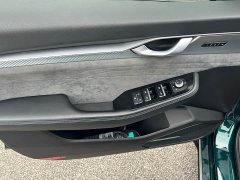 Geely Xingui Xingrui 2.0T Diesel Exclusive Cyan Green Edition - ფოტო 12
