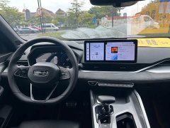 Geely Xingui Xingrui 2.0T Diesel Exclusive Cyan Green Edition - ფოტო 5
