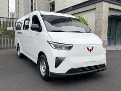 Wuling Yangguang 300km Comfort Passenger Van 60kW - ფოტო 3