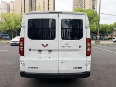 Wuling Yangguang 300km Comfort Passenger Van 60kW - ფოტო 8