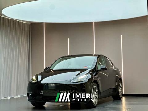 2022 Tesla Model Y Rear-Wheel Drive