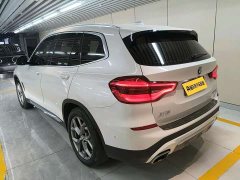 BMW X3 xDrive28i Luxury Package - ფოტო 3