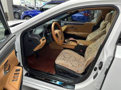 Lexus ES 2025 200 Premium Edition - ფოტო 8