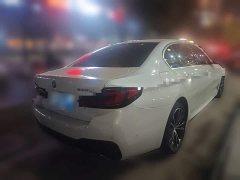 BMW 5 Series Facelift 530Li Premier M Sport Package - ფოტო 4