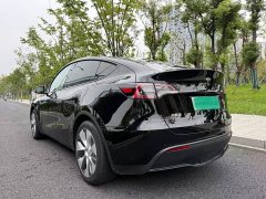 Tesla Model Y 2022 Facelift Rear-Wheel Drive - ფოტო 4