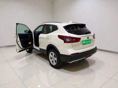 Nissan Qashqai 2.0L CVT XV Smart Comfort Edition - ფოტო 4