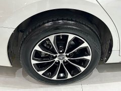 Toyota Avalon 2.0L Premium Edition - ფოტო 18