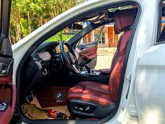 BMW 5 Series 530Li Luxury M Sport Package - ფოტო 9
