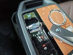 BMW iX Facelift xDrive40 - ფოტო 10