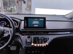 Honda Odyssey 2.0L e:HEV Sharp Smart Edition - ფოტო 13