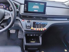 Honda Odyssey 2.0L e:HEV Sharp Smart Edition - ფოტო 16