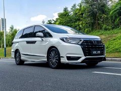 Honda Odyssey 2.0L e:HEV Luxury - ფოტო 3