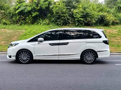 Honda Odyssey 2.0L e:HEV Luxury - ფოტო 4