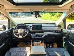 Honda Odyssey 2.0L e:HEV Luxury - ფოტო 8