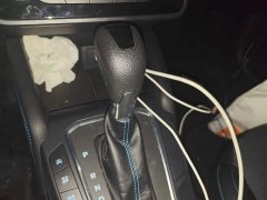 Ford Focus Hatchback EcoBoost 180 Automatic S - ფოტო 10