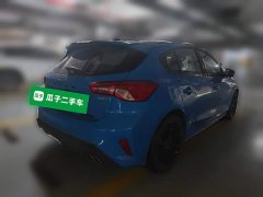 Ford Focus Hatchback EcoBoost 180 Automatic S - ფოტო 4