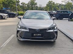 Toyota Avalon 2019 Hybrid 2.5L Luxury National VI - ფოტო 2