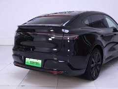 Luxeed Zhiji R7 Pure Electric Ultra (192-channel LiDAR) - photo 8